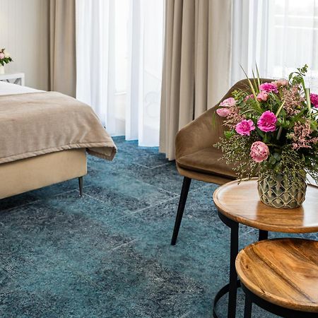 Hotel Szafir Jastrzębia Góra Extérieur photo