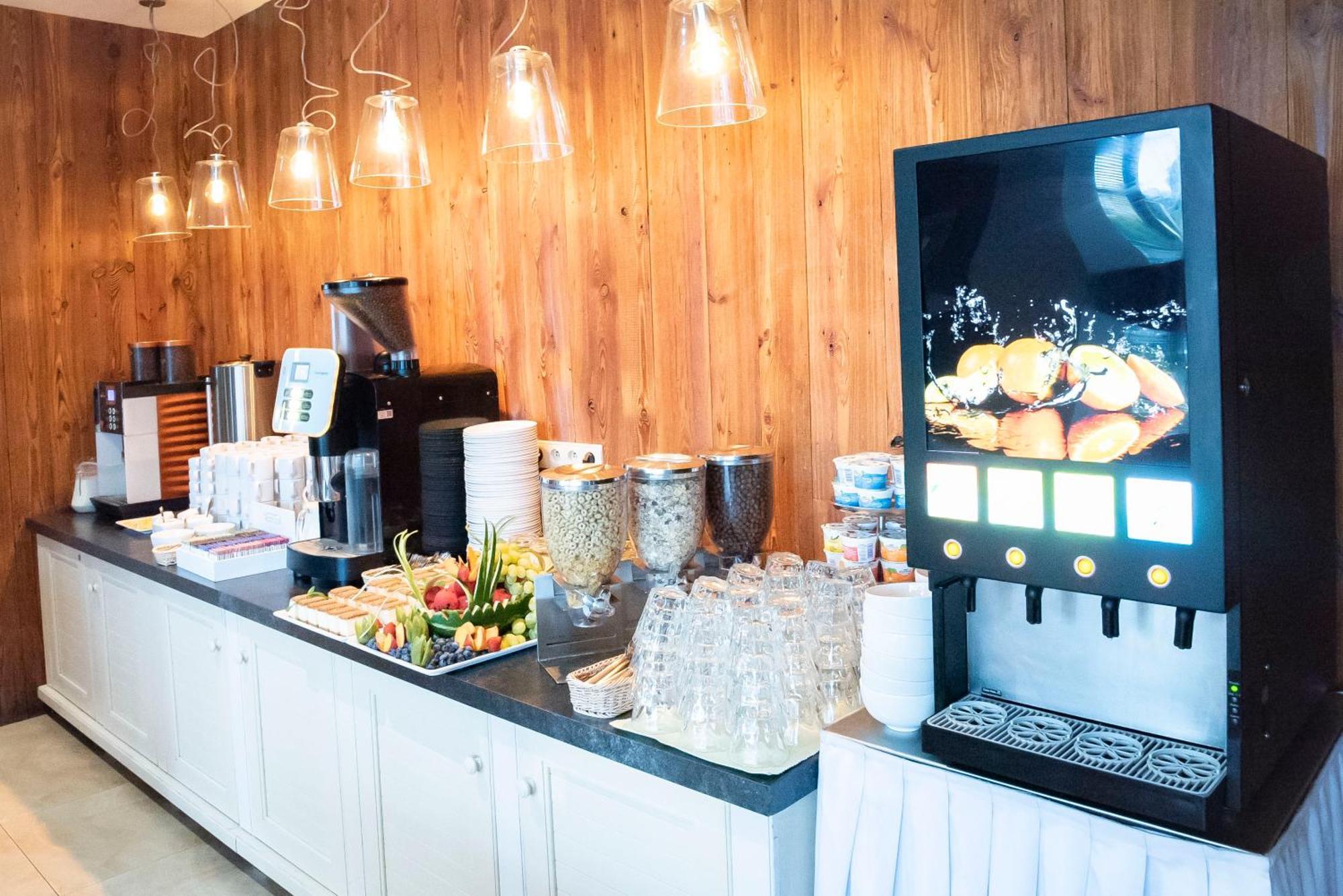 Hotel Szafir Jastrzębia Góra Extérieur photo