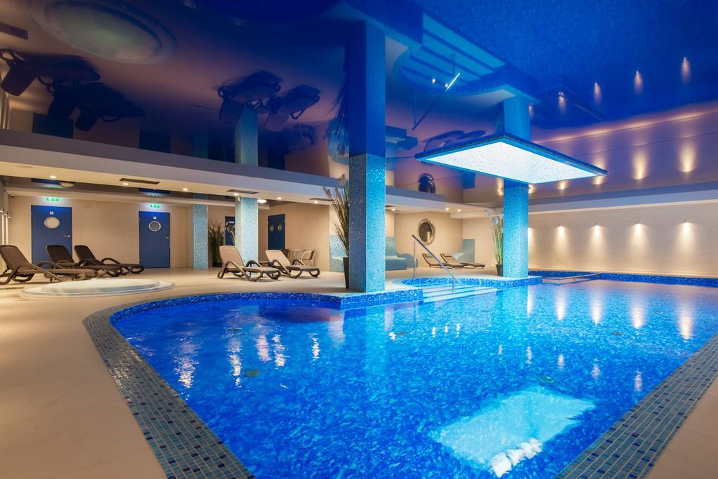 Hotel Szafir Jastrzębia Góra Extérieur photo