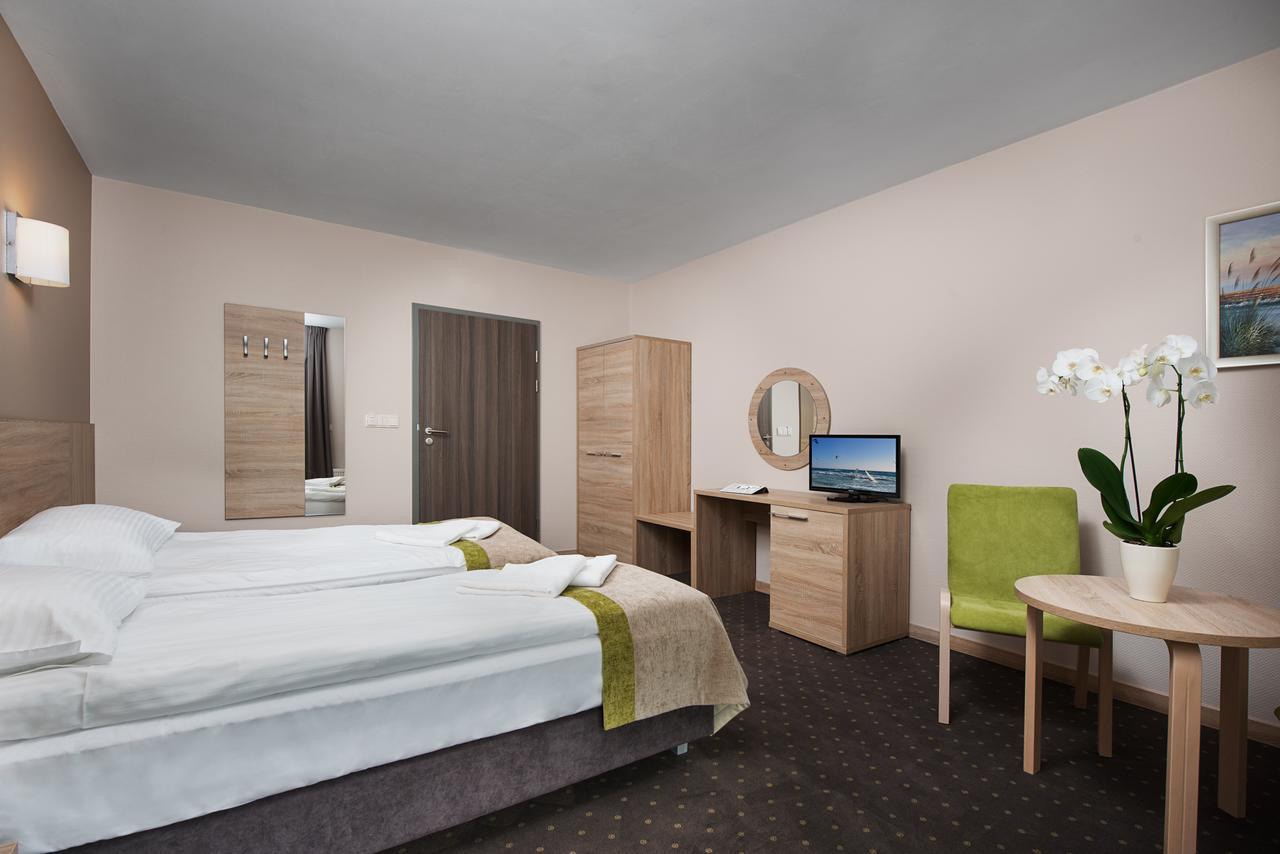 Hotel Szafir Jastrzębia Góra Extérieur photo