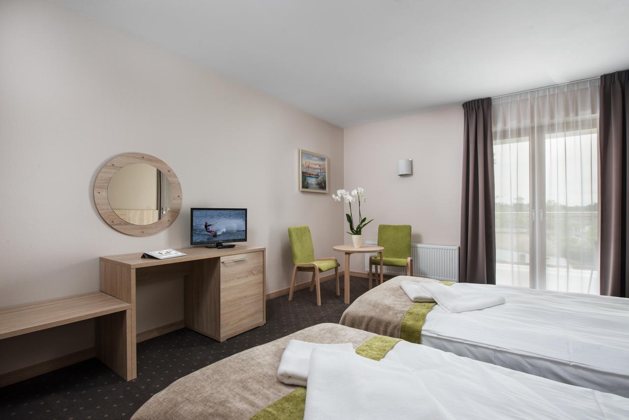 Hotel Szafir Jastrzębia Góra Extérieur photo
