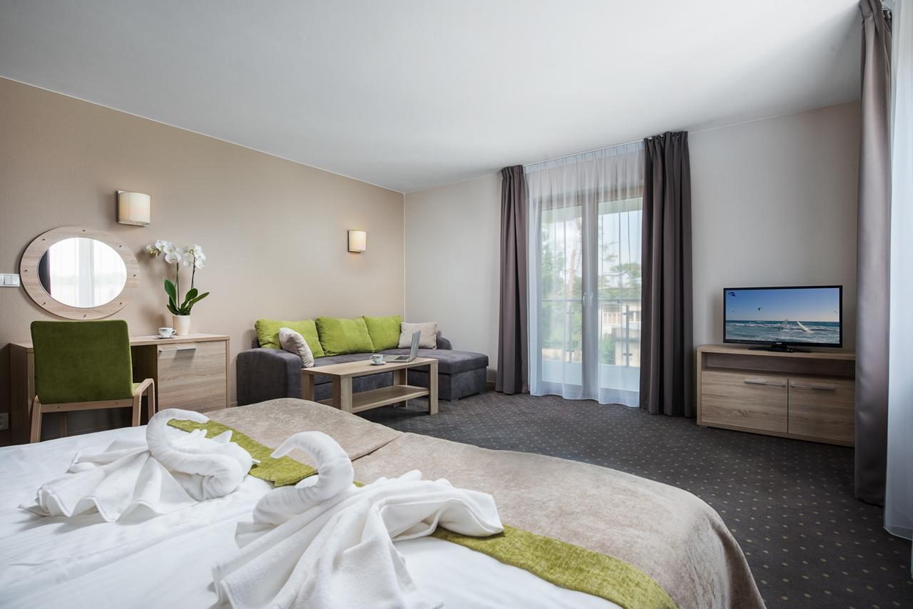 Hotel Szafir Jastrzębia Góra Extérieur photo